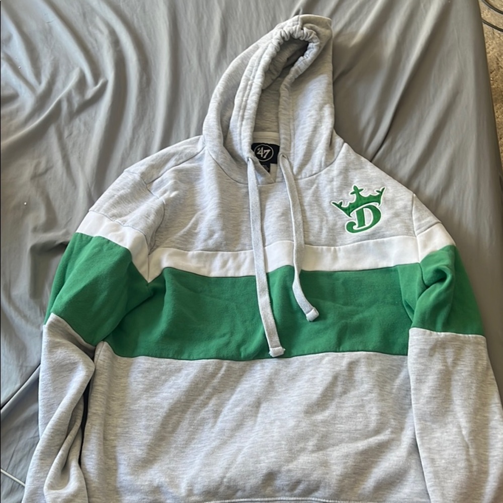 DraftKings sweatshirt